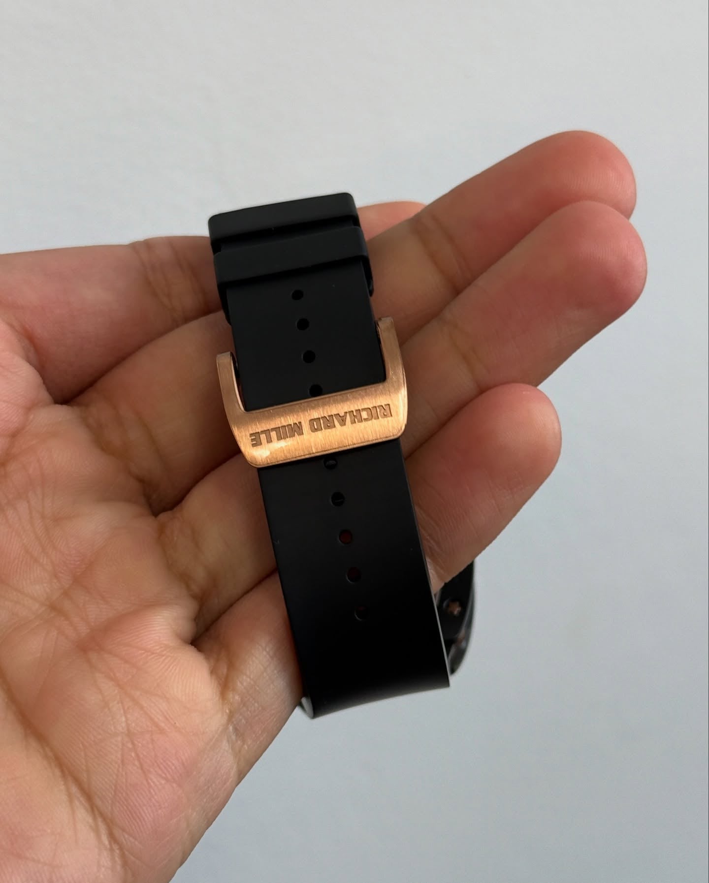 RM 72-01 Black