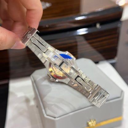 Patek Philippe Nautilus